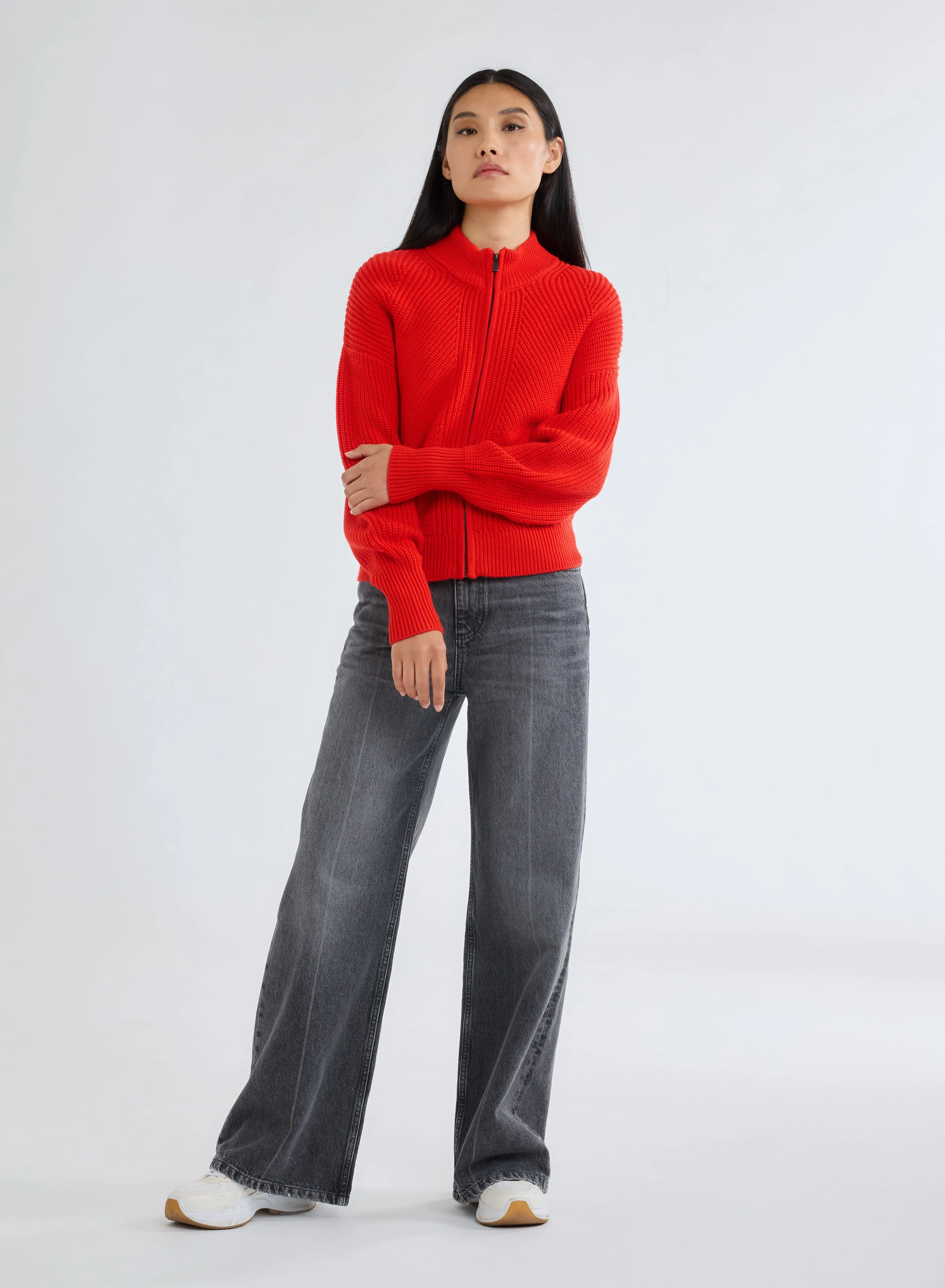 Gilet Rouge à Grosse Maille Col Montant Manches Longues en Laine Mérinos