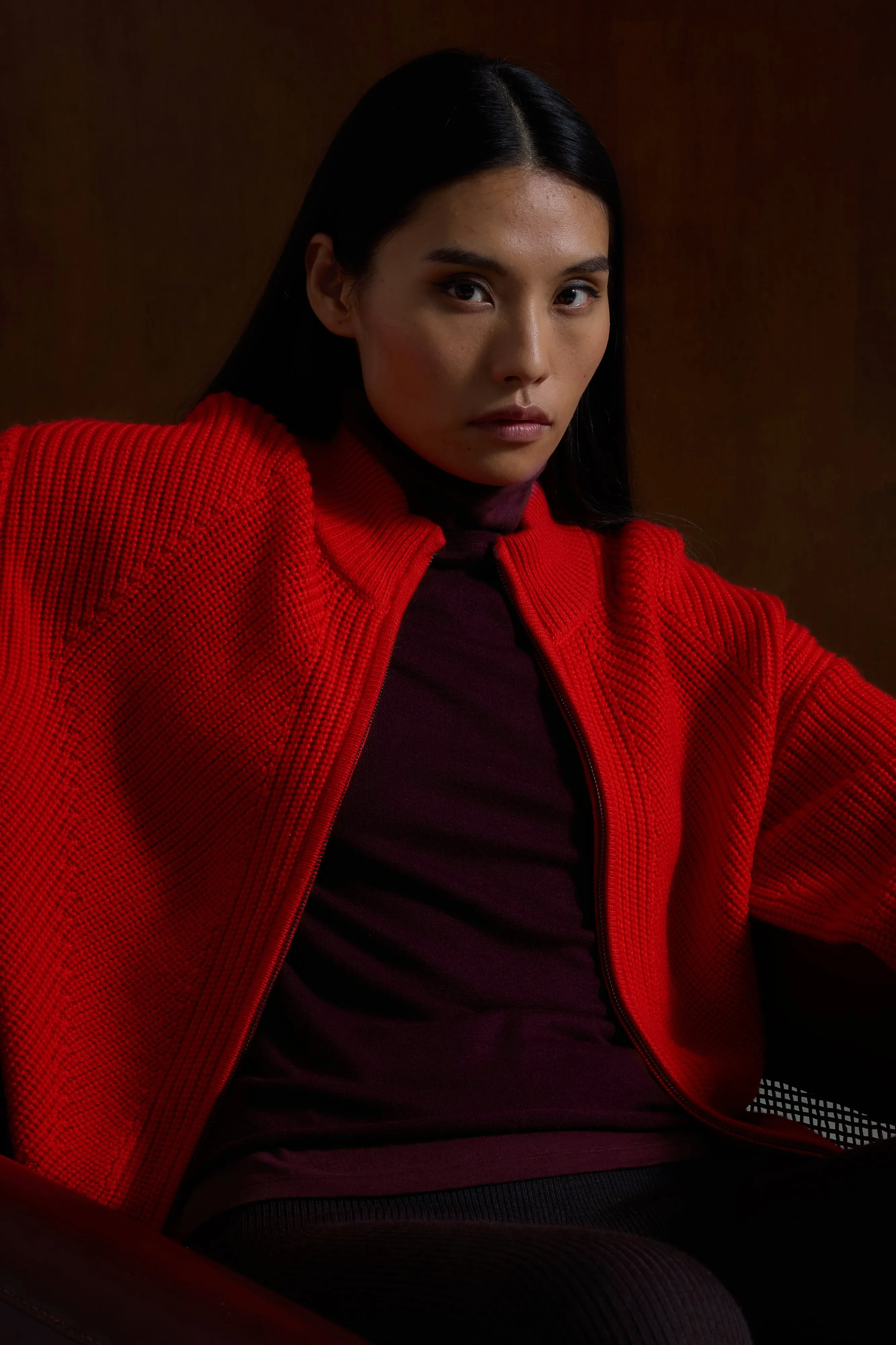 Gilet Rouge à Grosse Maille Col Montant Manches Longues en Laine Mérinos