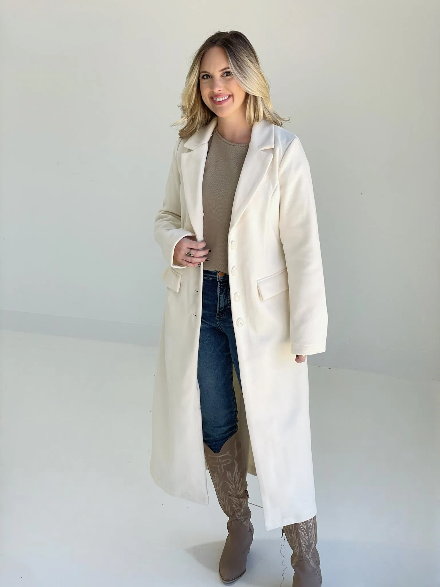 Highlands Coat - Ivory