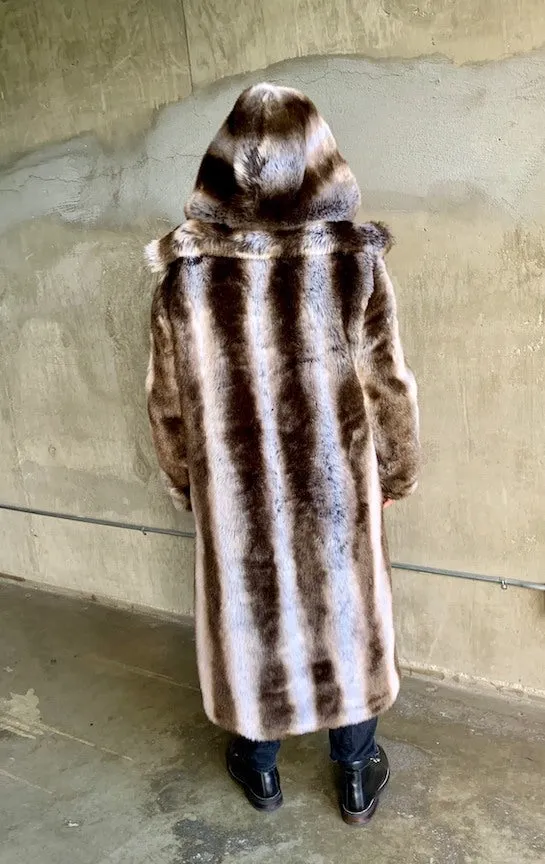 Men's Vandal Coat in "Silver Brown Fox" Chinchilla