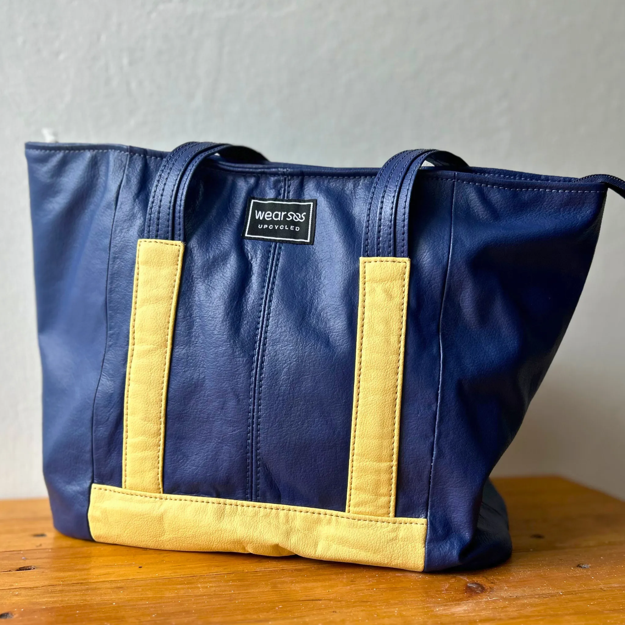 Pineapple Leather Tote - Multicolor