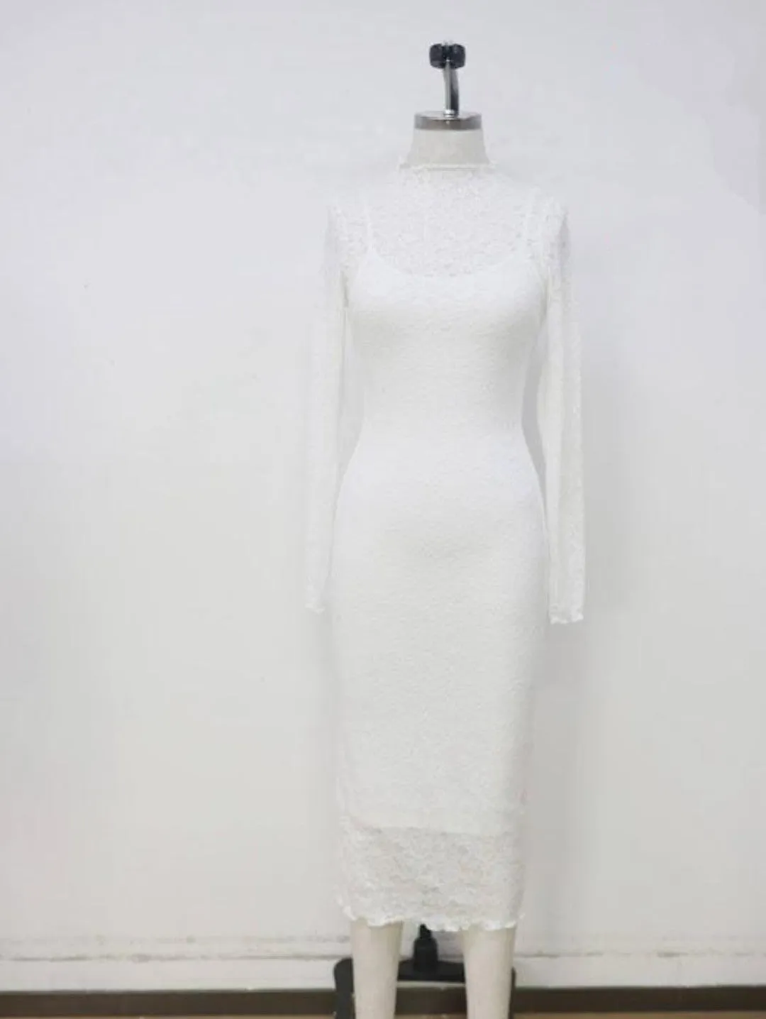 "Bossa Nova" Long Sleeve Midi Dress
