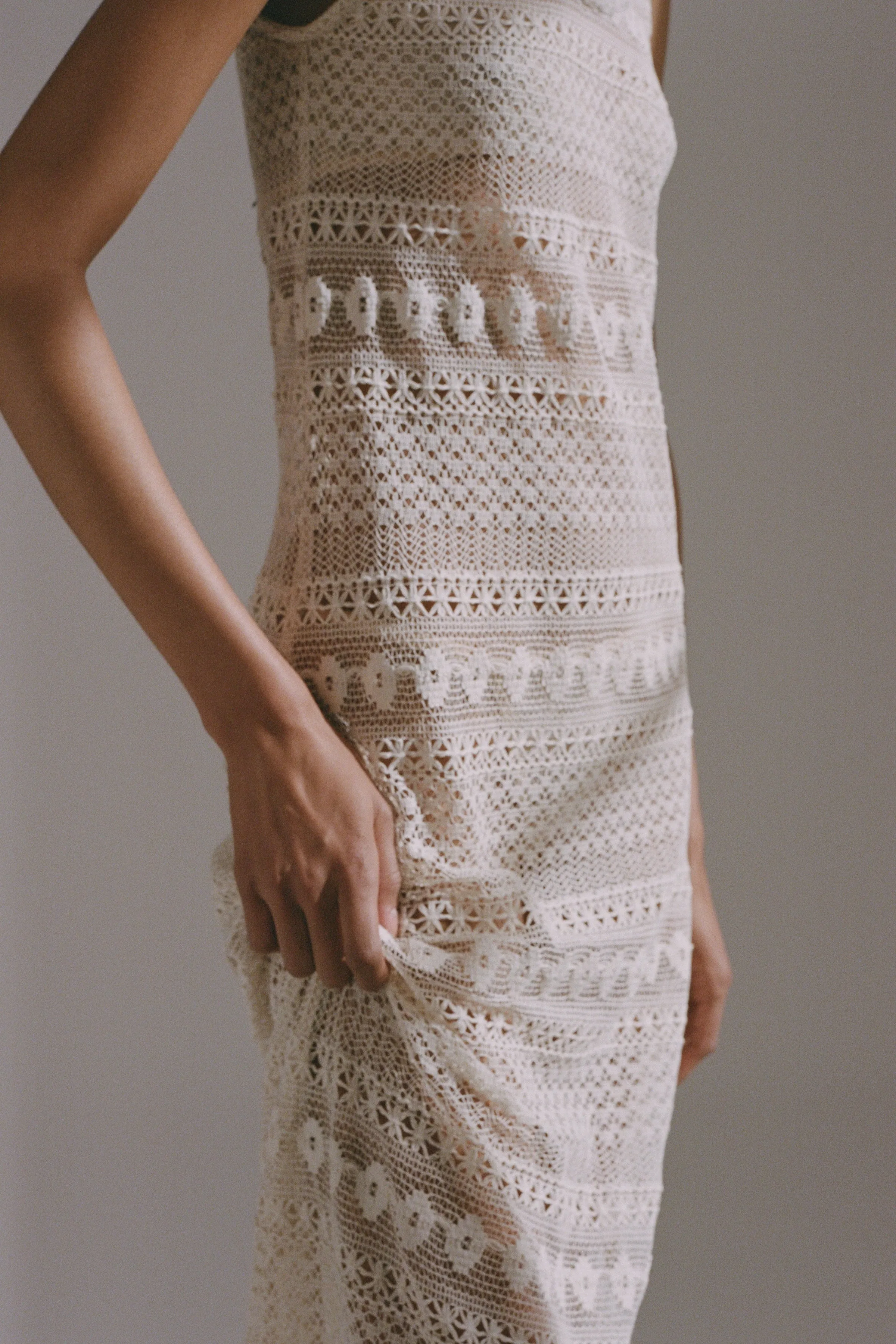 SIGRID LACE SLIP DRESS - CREAM