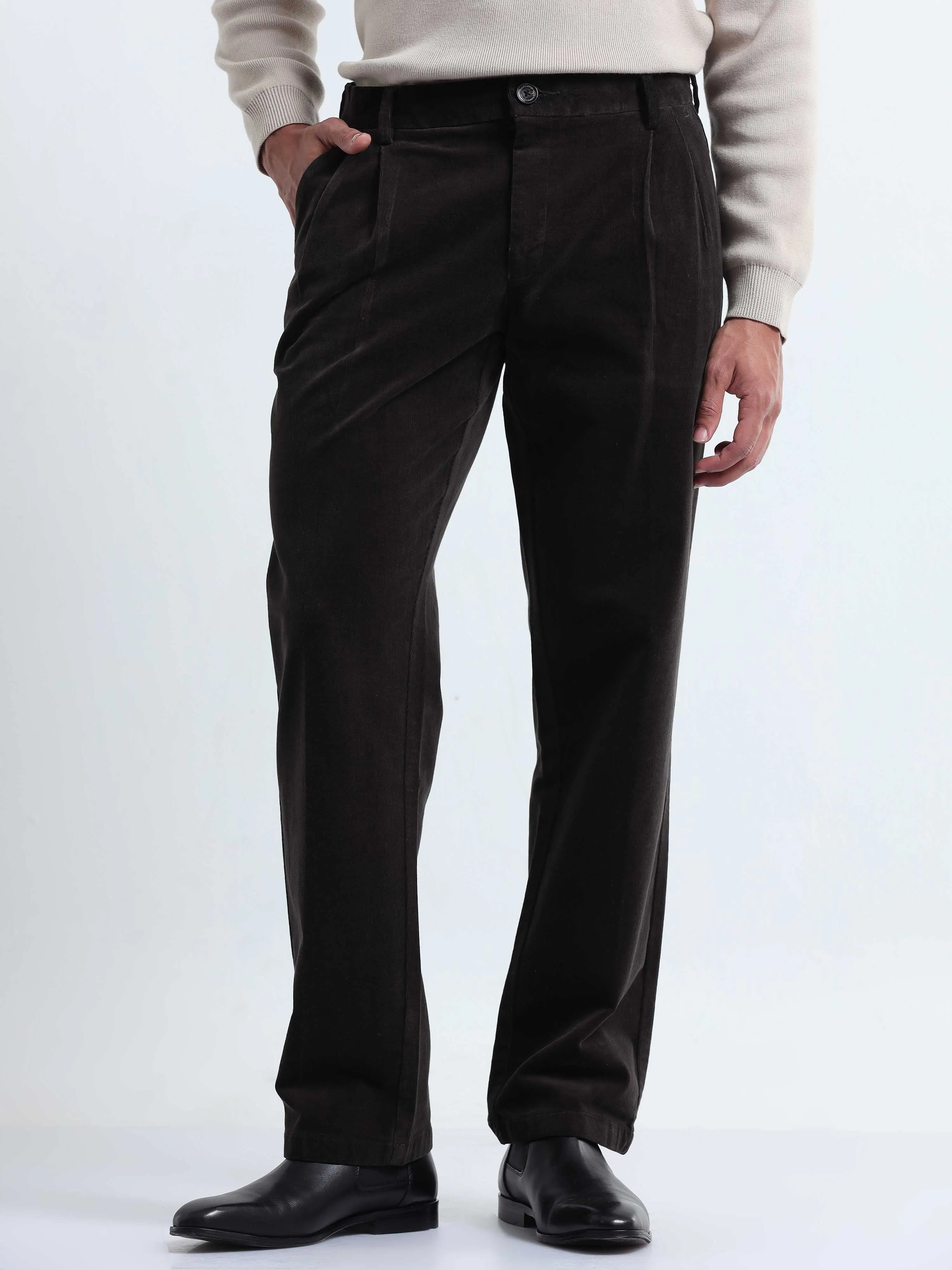 Soft Corduroy Dark Olive Relaxed Pleated Pant