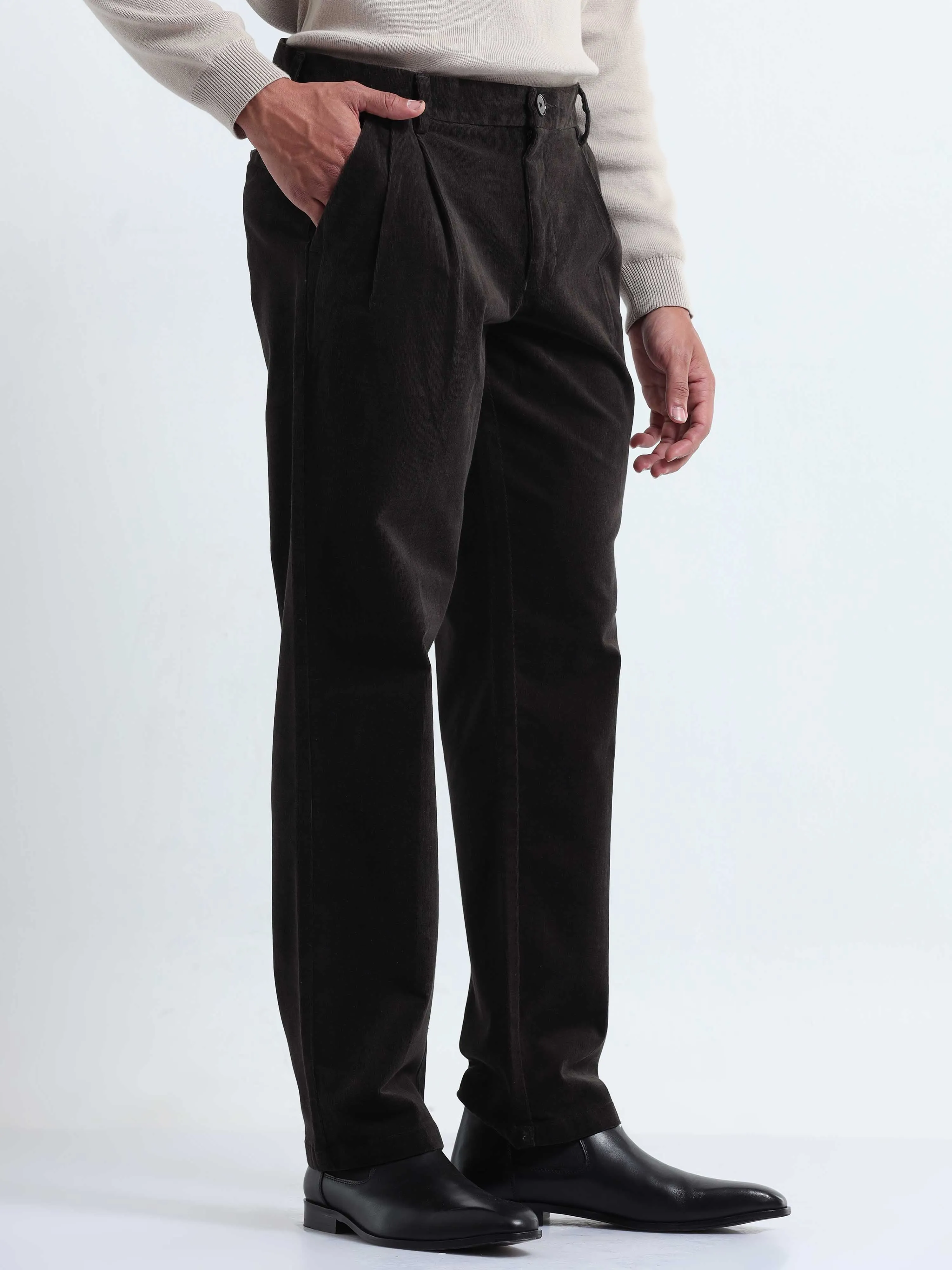 Soft Corduroy Dark Olive Relaxed Pleated Pant